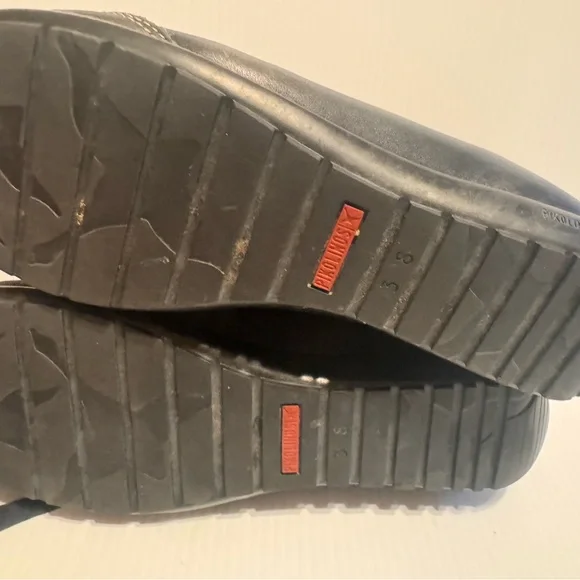 PIKOLINOS Black Leather Boots with Gold Accents - Picture 4 of 7